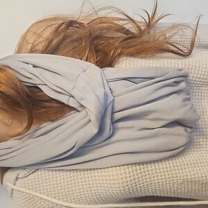 Light Gray Scarf With Zip-Up Pocket